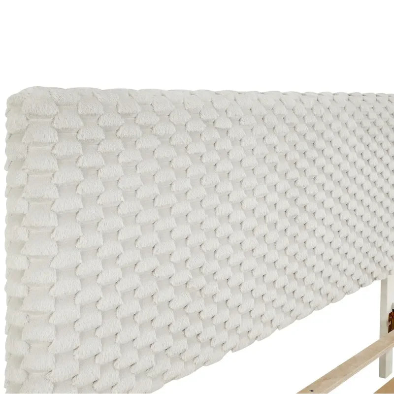 Plüschiges 3D Polsterplattformbett, White Dove
